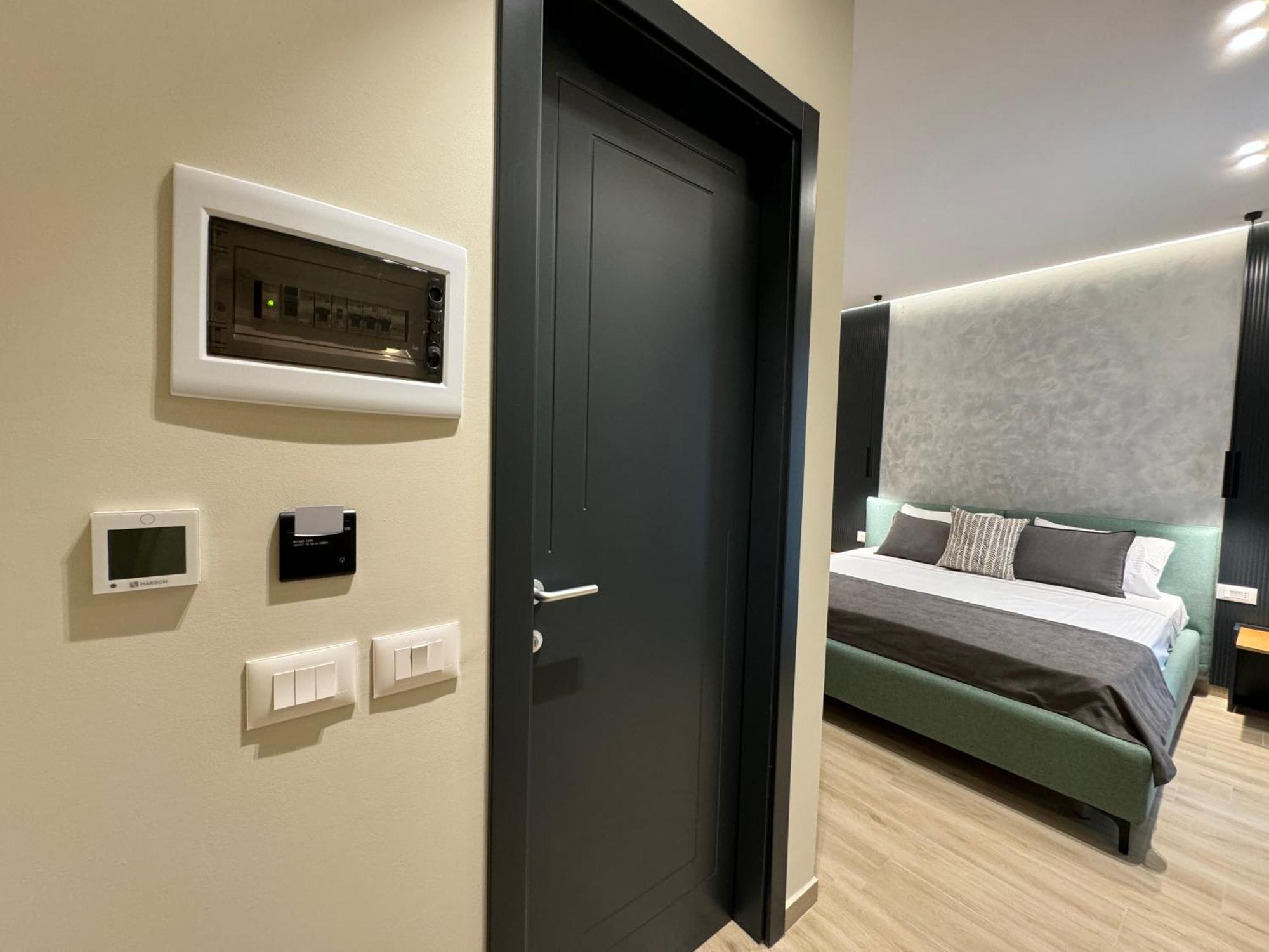 Twins Hotel Vlore Exterior photo